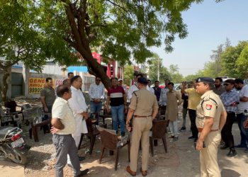 कलेक्शन एजेंट से बाइक सवार बदमाश दिनदहाड़े 9 लाख रुपए लूटकर हुए फरार, पुलिस जांच में जुटी