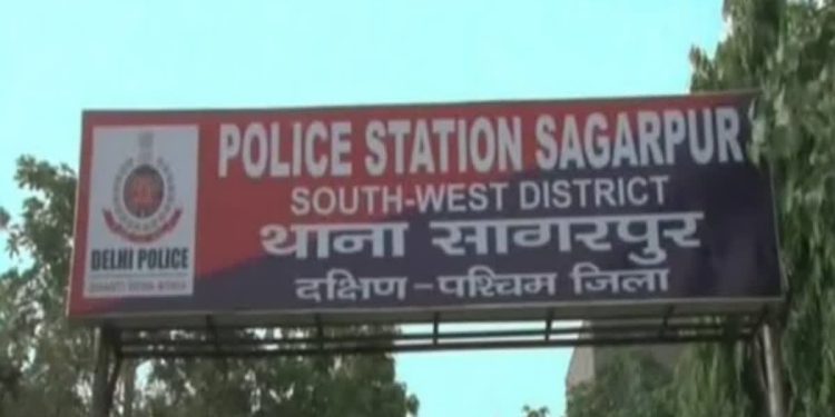 सागरपुर में हत्‍या के मोस्ट वांटेड को क्राइम ब्रांच ने दबोचा, कोर्ट ने किया था भगोड़ा घोषित