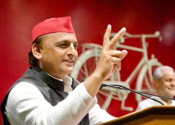 यूपी विधानसभा में अब कौन होगा नेता प्रतिपक्ष? अखिलेश यादव के इस्तीफे के बाद चर्चा में ये नाम