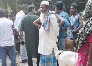 ‘बकरा मैं लूंगा’…बीच बाजार दो गुटों में खरीदने को लेकर मारपीट