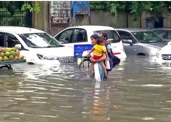 दिल्ली में भारी बारिश में जान गंवाने वालों के परिजनों को मिलेगा मुआवजा, सरकार ने 10-10 लाख देने का किया एलान