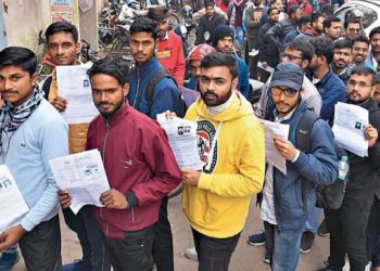 फिंगरप्रिंट का क्लोन, फोटो भी अलग… UP सिपाही भर्ती परीक्षा में पास हुए चार अभ्यर्थियों पर 6 साल बाद FIR दर्ज