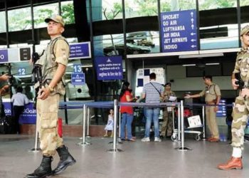 CISF ने IGI एयरपोर्ट पर फेक जॉब स्‍कैमर को किया गिरफ्तार, पूछताछ में किया ये खुलासा