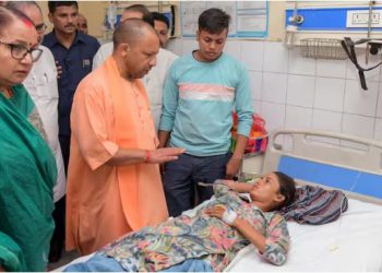 हाथरस हादसे में 3 अन्य राज्यों के श्रद्धालुओं की भी मृत्यु, योगी सरकार सभी को देगी मुआवजा