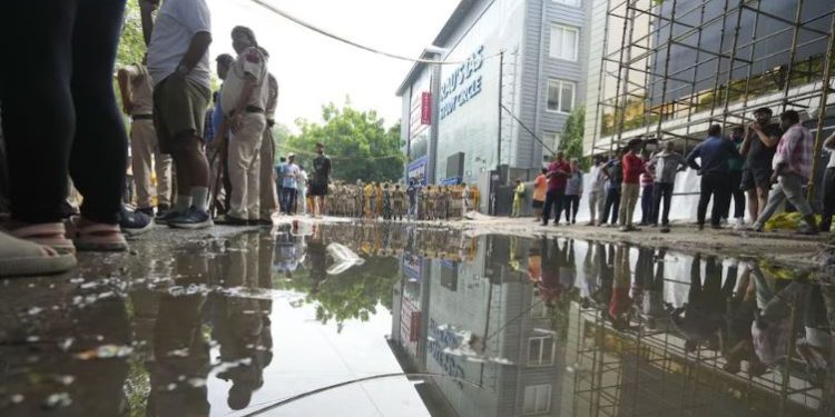 दिल्लीः कोचिंग सेंटर का मालिक बिना परमिशन चला रहा था लाइब्रेरी, FIR में खुलासा