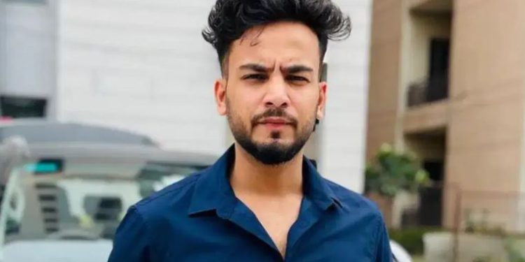 यूट्यूबर एल्विश यादव से ईडी ने 7 घंटे की पूछताछ, 30 जुलाई को फिर बुलाया