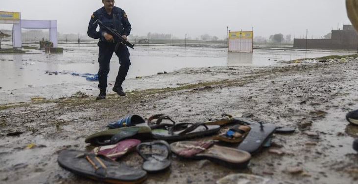 हाथरस हादसा: पेशी के बाद न्यायिक हिरासत में भेजा गया देवप्रकाश मधुकर, जरूरत पड़ने पर सूरजपाल से भी होगी पूछताछ