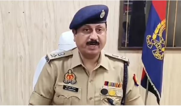 यूपी पुलिस की बड़ी कार्रवाई! पेपर आउट करने वाले 23 अपराधियों पर लगा गैंगस्टर, लिस्ट जारी