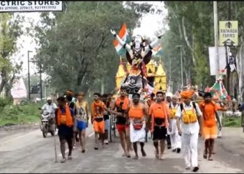 उत्‍तराखंंड पुलिस का फरमान, होटल-ढाबा संचालकों को बतानी होगी पहचान, Kanwar Yatra के मद्देनजर निर्देश जारी