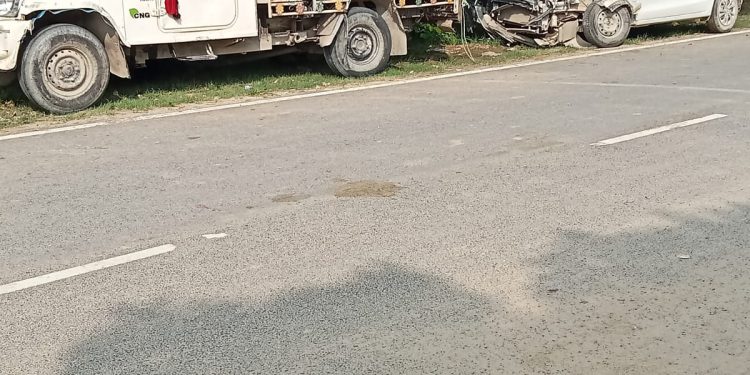 ग्रेटर नोएडा वेस्ट में शादी समारोह से लौट रहे दो वाहन आपस मे टकराए, तीन की मौत, 9 की हालत गंभीर