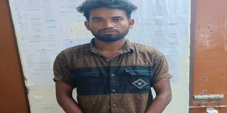 असम में नाबालिग से दुष्कर्म करने वाले मुख्य आरोपी ने तालाब में लगाई छलांग, मौत; क्राइम सीन पर ले जा रही थी पुलिस