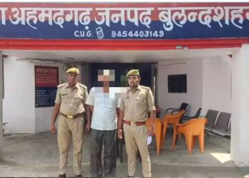 यूपी: बुलंदशहर में बकरी के साथ रेप, सरकारी अधिकारी पर लगे आरोप, मासूम बच्ची को भी बनाया शिकार