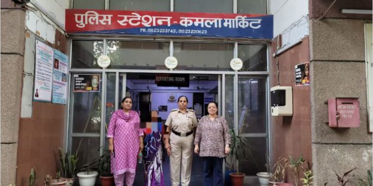 दिल्ली: GB रोड से बचाई गईं 2 नाबालिग, आधार कार्ड बदलकर बनाया जा रहा था सेक्स वर्कर