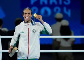 ‘जेंडर’ विवाद के बीच ईमान खलीफा ने पेरिस ओलंपिक में जीता गोल्ड, बायोलॉजिकल मेल होने लगा था आरोप