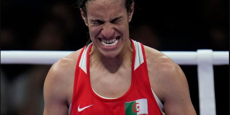 विवादों में रही बॉक्सर इमान खलीफ का मेडल पक्का, 66 किलोग्राम के सेमीफाइनल में पहुंचीं