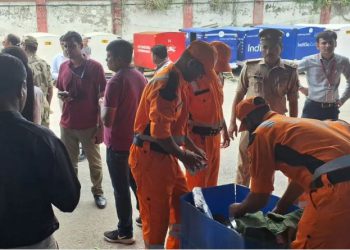 लखनऊ एयरपोर्ट पर रेडियोएक्टिव लीक होने से मचा हड़कंप, 1.5 किमी. का एरिया खाली कराया