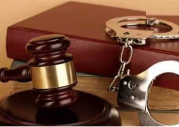 पूर्व राज्यपाल के खिलाफ यूपी की कोर्ट ने जारी किया गैर जमानती वारंट, जानें क्या है मामला