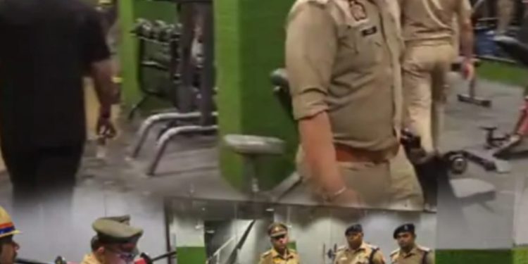 ग्रेटर नोएडा में तेज बारिश के चलते जिम की दीवार गिरने से दो युवक घायल