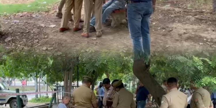 ग्रेनो वेस्ट में ग्रीन बेल्ट में बेंच पर मृत अवस्था में मिला बुजुर्ग, गोली मारकर हत्या की आशंका, पुलिस जांच में जुटी