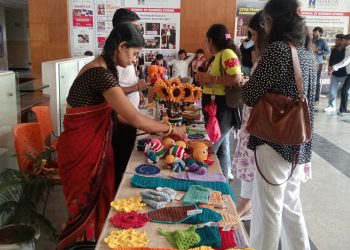 ग्रेटर नोएडा शारदा विश्वविद्यालय में प्रदर्शनी का आयोजन