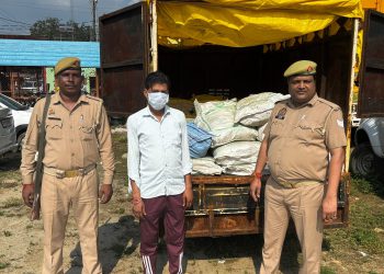 टाटा कंपनी के रैपर में नकली नमक व चाय पत्ती बेचने वाले आरोपी को पुलिस ने किया गिरफ्तार