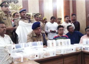 सुल्तानपुर डकैती मामले में 4 और बदमाश गिरफ्तार, पास में मिले 2 करोड़ के गहने