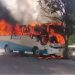 ग्रेटर नोएडा वेस्ट में बस में लगी भीषण आग, खाक हुई बस