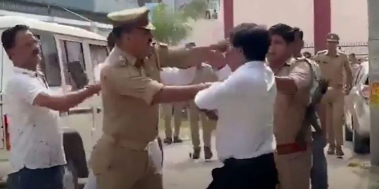 लखीमपुर खीरी विधायक थप्पड़ कांड में बड़ा एक्शन, बार अध्यक्ष समेत चार लोग BJP से निष्कासित