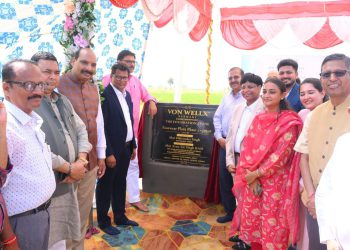 वॉन वेल्क्स जर्मनी समूह ने जेवर में अपनी पहली विशेष जुता फैक्टरी की राखी नीव, 300 करोड़ का होगा निवेश दस हजार को रोजगार