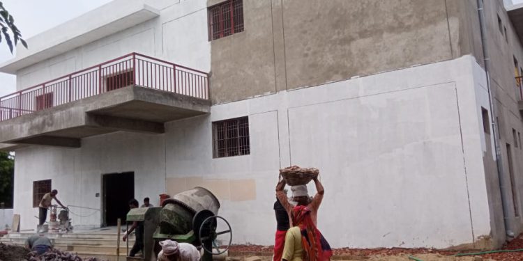 ग्रेटर नोएडा के 11 सेक्टरों के निवासियों को सामुदायिक केंद्र की जल्द मिलेगी सौगात