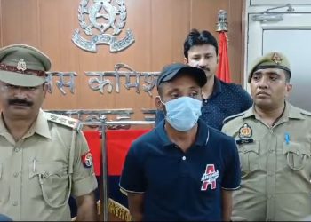 ग्रीन बेल्ट में हुई बुजुर्ग की हत्या का खुलासा करते हुए पुलिस ने आरोपी को किया गिरफ्तार