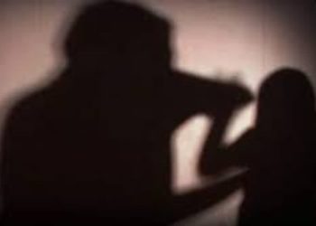 शादी का झांसा देकर ढाई साल तक किया रेप, पति से तलाक तक कराया; BJP नेता समेत 3 पर गैंगरेप की FIR