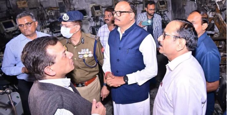 झांसी मेडिकल कॉलेज हादसा; डिप्टी CM बृजेश पाठक बोले- शवों की पहचान के लिए होगा DNA टेस्ट, परिजनों को मिलेंगे 5-5 लाख