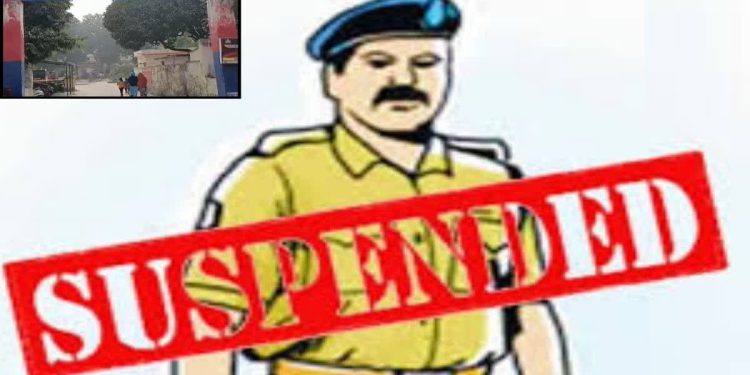 यूपी में सिपाही ने दुकानदार के खाते में मंगाई घूस की रकम, एसपी ने किया सस्पेंड