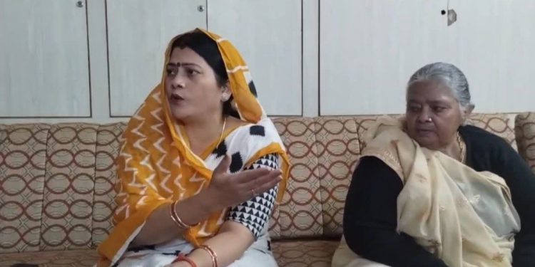 जानिए कौन है गैंगेस्टर अनुराग दुबे उर्फ डब्बन, जिसको लेकर सुप्रीम कोर्ट ने UP पुलिस पर उठाए सवाल