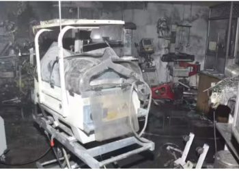 झांसी मेडिकल कॉलेज के चाइल्ड वार्ड में आग, एक दिन से लेकर एक माह की उम्र के 10 बच्चों की मौत