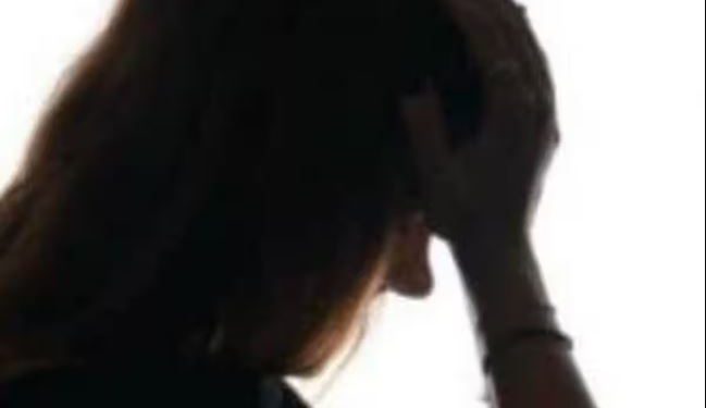 बेडरूम में घुसकर जेठ करता था गंदी हरकत, पति को बताई करतूत तो बदले में मिला ये…