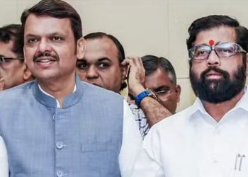 महाराष्ट्र में सीएम को लेकर मंथन, शिंदे, फडणवीस, अजित पवार ने अमित शाह के साथ की बैठक