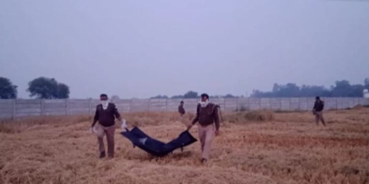 उन्नाव: धान की कटाई के दौरान BJP नेता के खेत में मिला नर कंकाल, क्या मर्डर कर ठिकाने लगाया गया?