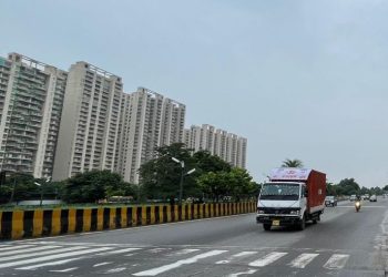 नोएडा इंटरनेशनल एयरपोर्ट से जुड़ेगा 130 मीटर रोड, चौड़ीकरण पर खर्च होंगे 50 करोड़ जाम से मिलेगी निजात