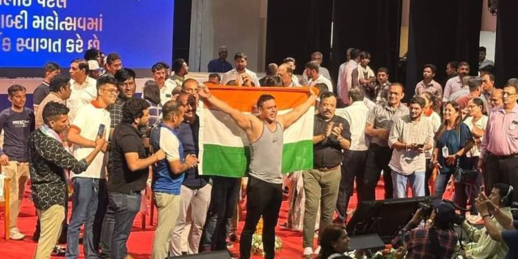 रोहतास चौधरी ने पाकिस्तान का रिकॉर्ड तोड़कर बनाया नया विश्व कीर्तिमान, पीएम मोदी को करेंगे समर्पित