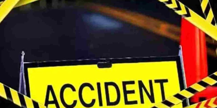 हल्द्वानी में भीषण हादसा, बाइक सवार को 40 मीटर तक घसीटता ले गया टेंपो ट्रैवलर, हो गई मौत