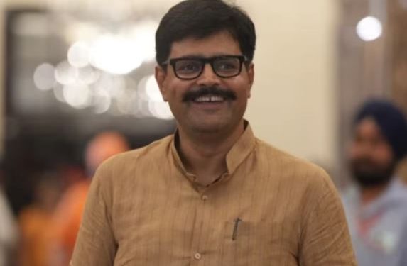 एक पीठ-दो जजों का अलग-अलग फैसला, क्या बच पाएगी अभय सिंह की विधायकी?