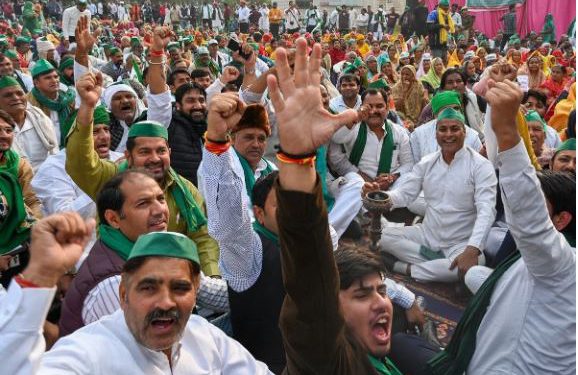 किसानों ने फिर भरी हुंकार, ग्रेटर नोएडा में 30 को महापंचायत का ऐलान; राकेश टिकैत भी हो सकते हैं शामिल