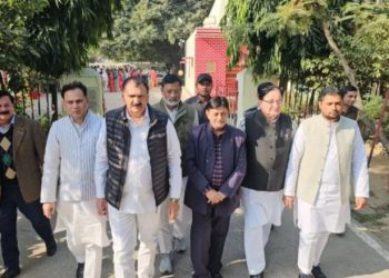 संभल हिंसा के आरोपियों से जेल में सपा नेताओं की मुलाकात अवैध; मुरादाबाद कारागार के जेलर-डिप्टी जेलर सस्पेंड