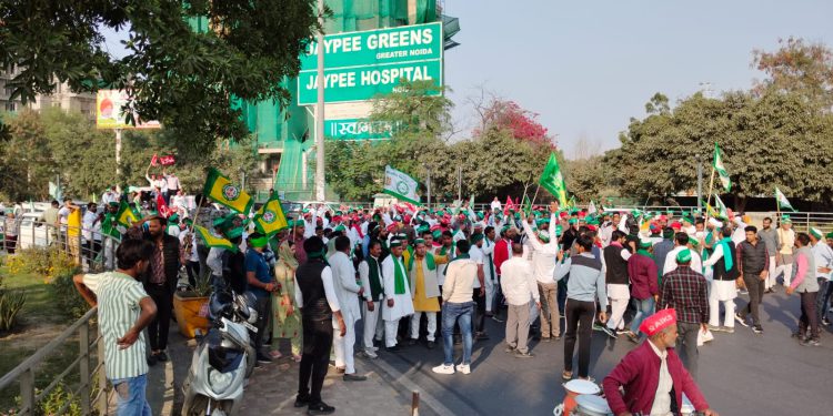 आज अपनी मांगों को लेकर दिल्ली कूच करेंगे किसान, भारी संख्या में पुलिस बल तैनात, ये रूट रहेंगे डायवर्ट