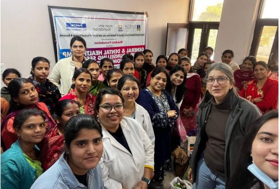 शारदा स्कूल ऑफ डेंटल साइंसेज ने लगाया दंत स्वास्थ्य एवं परामर्श शिविर