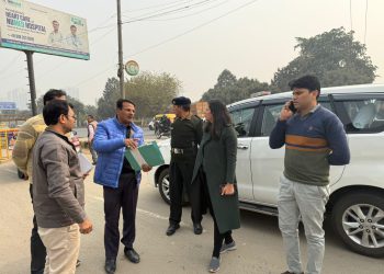 ग्रेनो वेस्ट में चार मूर्ति चौक को छोटा कर रोड होगी चौड़ी, एसीईओ ने चारमूर्ति और एक मूर्ति चौक का लिया जायजा