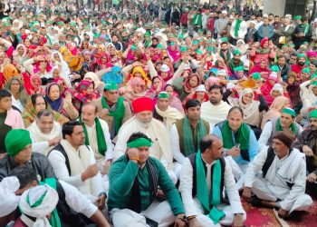 किसान महापंचायत – फर्जी मुकदमे लिखकर जमीन नही छीन सकते, जेल जाने से न डरे किसान – राकेश टिकैत