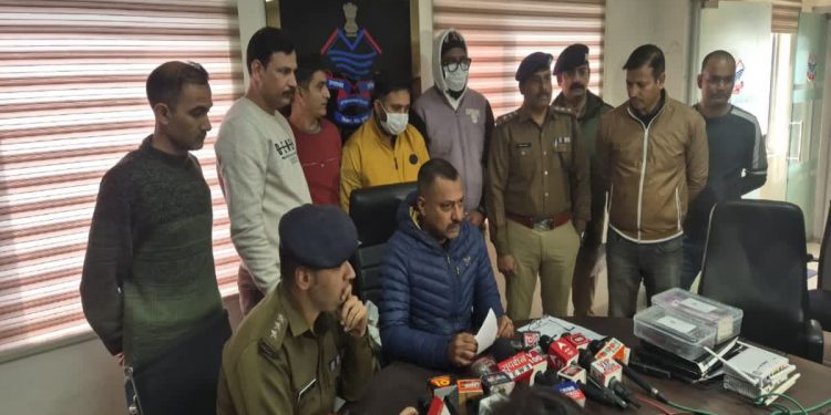 ऑनलाइन नौकरी ढूंढ रहे हैं तो पढ़ें ये खबर, दुबई-चाइना और पाकिस्तान से आएगी ऐसी कॉल; पैरों तले खिसक जाएगी जमीन